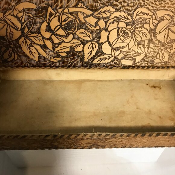 Wooden Trinket Scarf Box Vintage Hand Carved Floral Design Wood Burning Rustic - Picture 15 of 16
